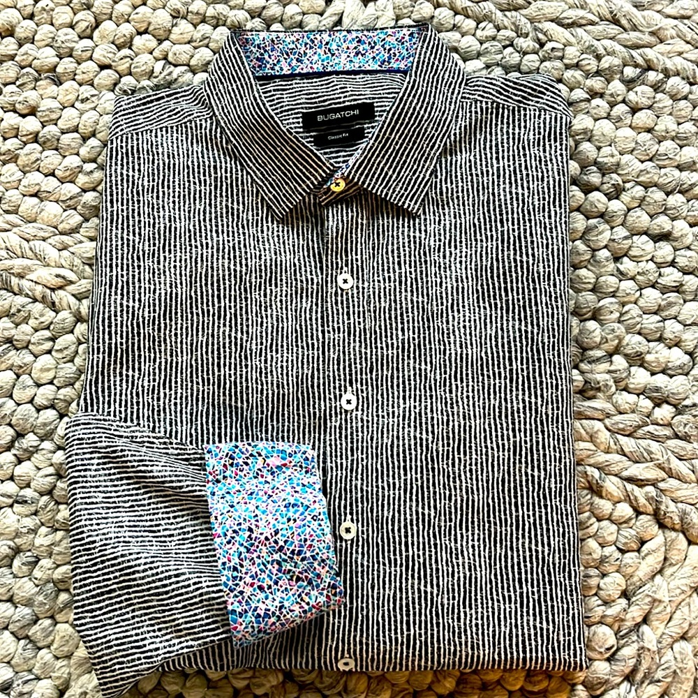 Bugatchi black and white striped button-down shirt with contrasting cuffs